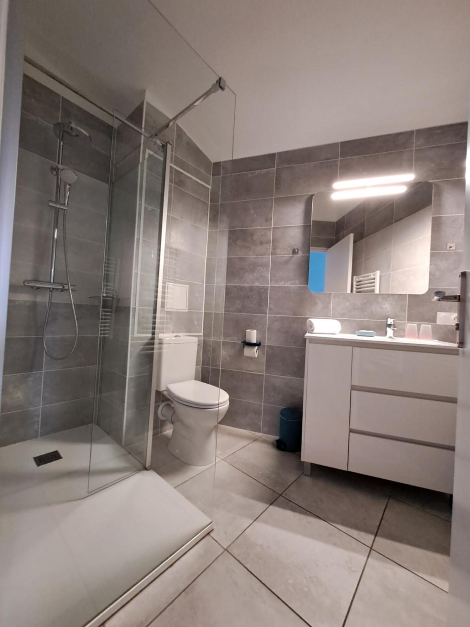 Hotel L'Auberge Canaulaise Лакано Экстерьер фото